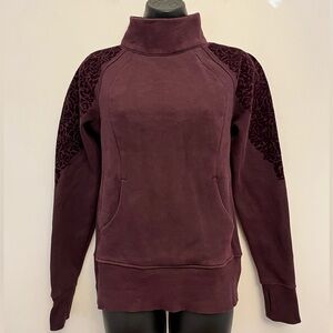 Lululemon America Black Cherry Floral Flock Pullover, Size 4